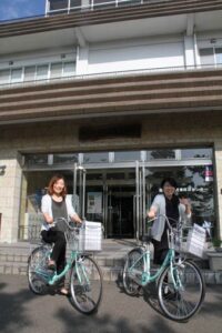 信濃川大河津資料館に設置されたレンタサイクル
