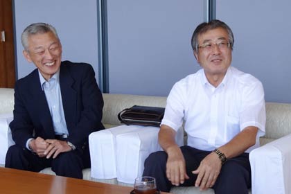  国定市長と歓談