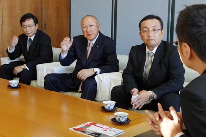国定市長と歓談