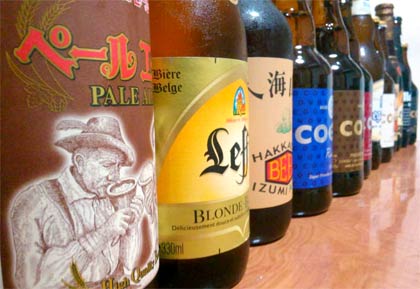 ライブで販売する約20種のクラフトビール