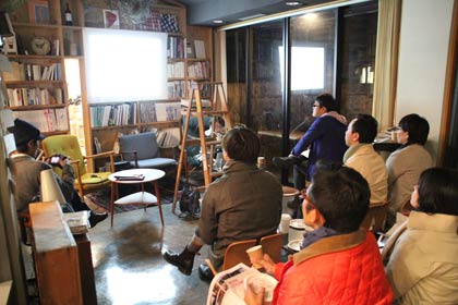 つばめ若者会議がDAIDOCOの山倉さんをゲストに開いたお話会「ワークスタイリング」