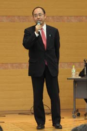 細田氏