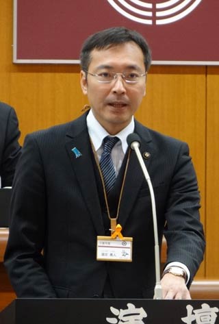 三条市の12月定例会で所信表明を行う国定市長
