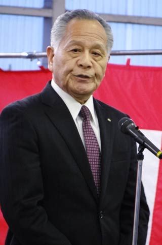 三条中央青果卸売市場の青柳社長