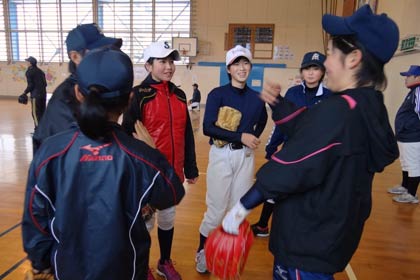 月岡小学校体育館での練習