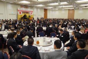 503人が参加した平成27年三条商工会議所「会員新春の集い」
