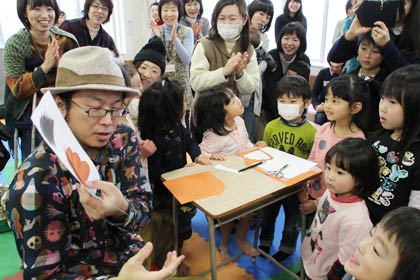 うんこを作ってみせる亀山さん