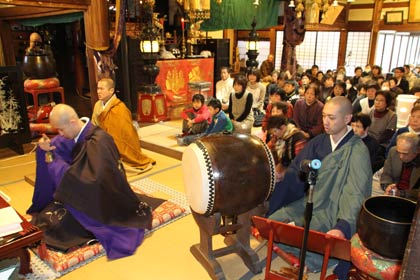 石村住職を導師に節分会の祈とう