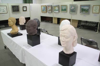  中央公民館作品展展示会場