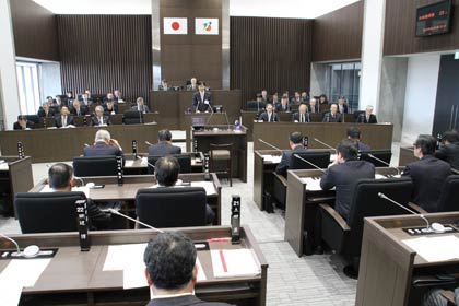 開会した燕市の3月定例会