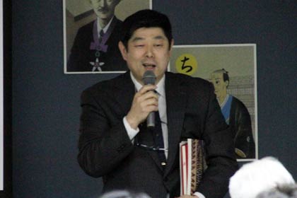  ＝講師の佐藤海山さん