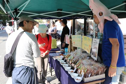  酒屋やよいの試飲、試食