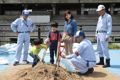 土のう積み体験