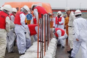 三条市水害対応マニュアルに基づいた三条市の水害対応総合防災訓練に約2,500人が参加