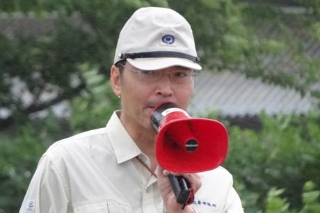 訓示を述べる国定市長