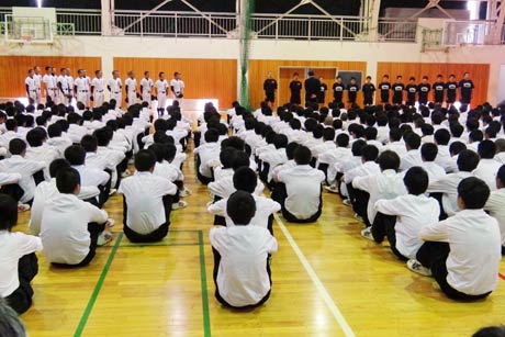 新潟県央工業高校の壮行式