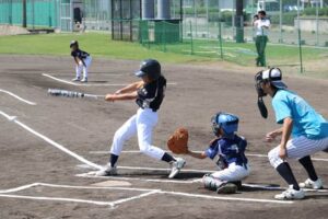 11、12日と開かれている第3回東京ヤクルトスワローズカップ少年野球交流大会燕市予選会
