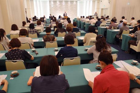 県央四医師会が県央医師会応急診療所現況報告会