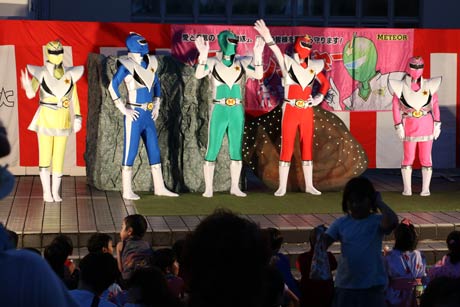 メテオレンジャーが本格デビューを果たした方言戦隊メテオレンジャー