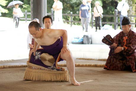 相撲節会の土俵入り