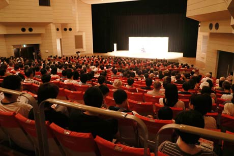 アマチュア演芸集団「落語研究会新潟県央」の旗揚げ公演「若きアマチュアの落語会 in 燕」