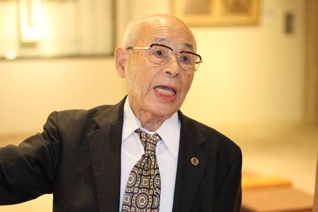 会場の小柳柳山さん