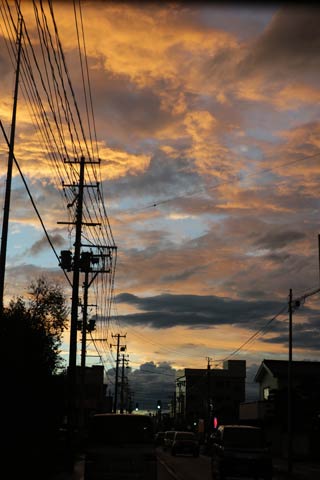 夕方のあやしい空