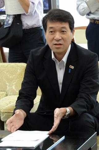 泉田知事
