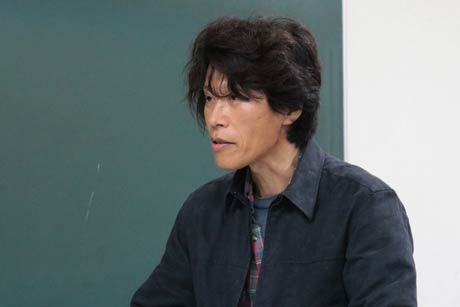 推薦の渡辺一寿さんとその作品「熟練の技」