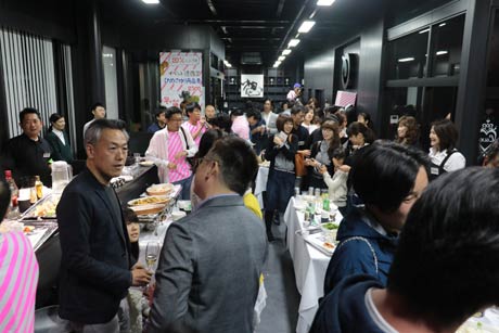 諏訪田製作所のレセプション