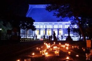 「三条本寺小路あかり物語第十一章」でライトアップされた三条別院の本堂
