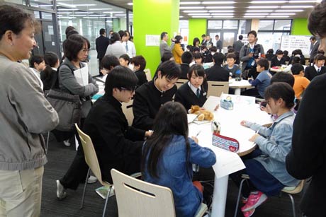 第10回小中一貫教育全国サミットin三条1日目の授業公開、第一中学校・嵐南小学校一体校
