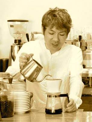 コーヒー教室を開く「アアルトコーヒー」の庄野雄治さん