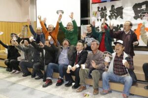日馬富士の2年ぶり7度目の優勝を弥彦村でパブリックビューイング