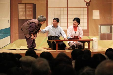  燕労災病院と燕市が第1回公開講座「認知症ケア講座～目で見てわかる認知症」に400人以上が来場