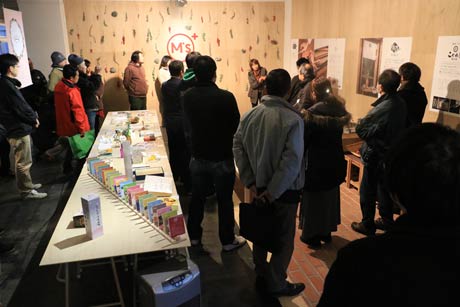 「エムズグラフィックのしごと展」の作品解説会