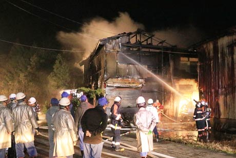 燕市八王寺の火災現場