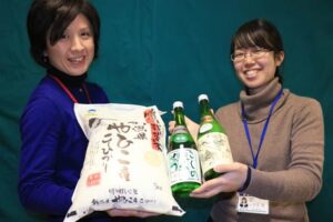 平成27年度の寄付額が1億円の大台に乗った「がんばれ弥彦ふるさと寄付金」のお礼品として人気の弥彦コシヒカリや日本酒