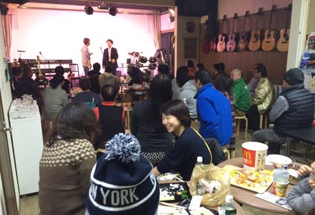  11日に楽道で開かれた2016年丙申新春演芸会