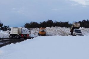 月岡4の雪捨て場