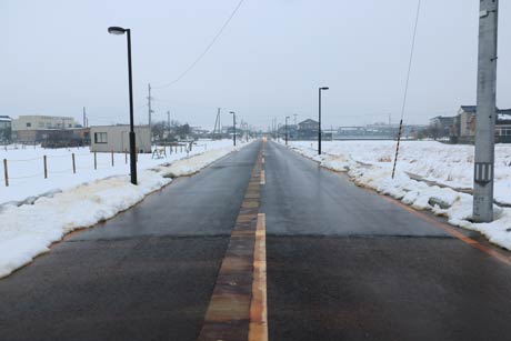  起点側から五千石野中才線に入って道路の色が変わっている所から新たに開通した区間