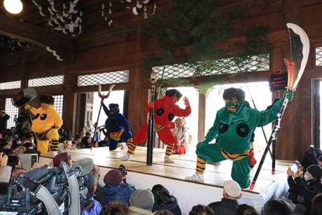 本成寺の鬼踊り
