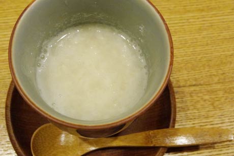 かまくらメニューの特製甘酒