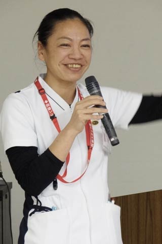 済生会三条病院主催第33回県央地域医療連携勉強会の講師、母性看護専門看護師の吉森さん
