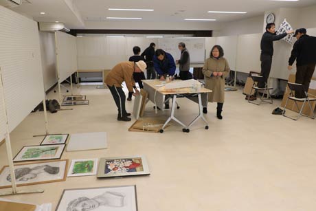 市民教養講座フェスティバル2016に向けて前日の展示作業