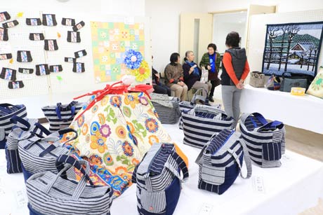 燕市中央公民館で開かれている市民教養講座フェスティバル2016
