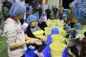 越後味噌醸造で行われた味噌蔵見学と味噌仕込み体験