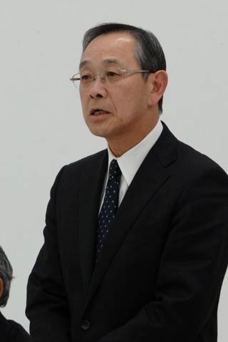 新会長に就いた高坂登志郎さん