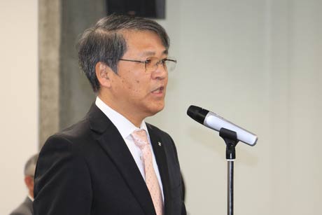 堀越議会事務局長