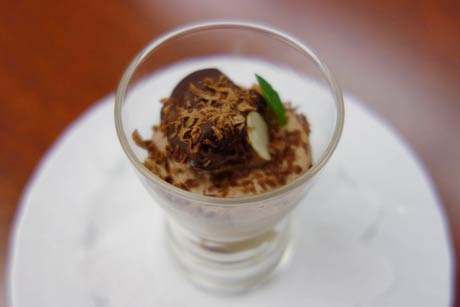  ココア車麩　チョコレートトライフル